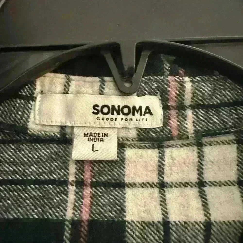 Sonoma Large flannel top - Picture 2 of 3